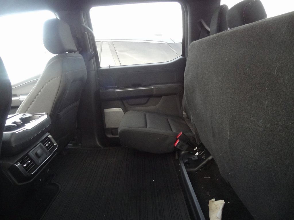 Certified 2022 Ford F150 XLT w/ Equipment Group 302A High image 9