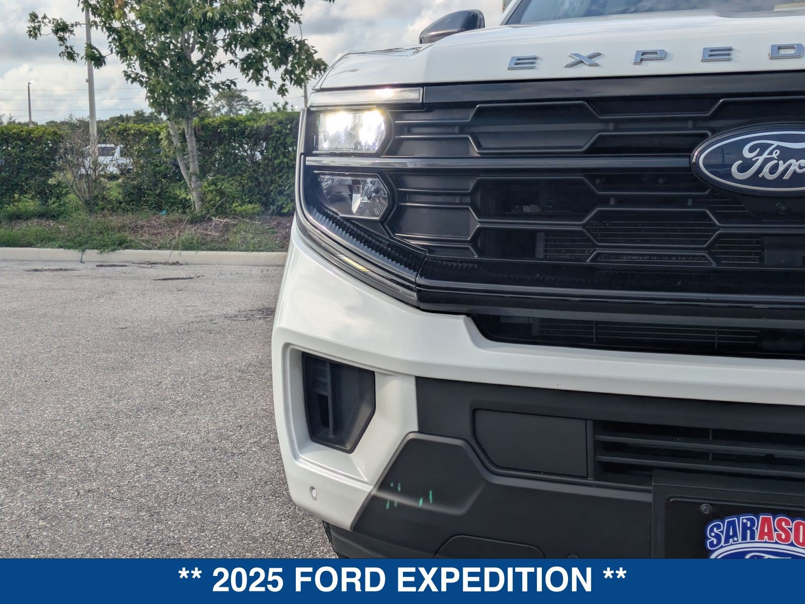Certified 2025 Ford Expedition Active RWD image 10