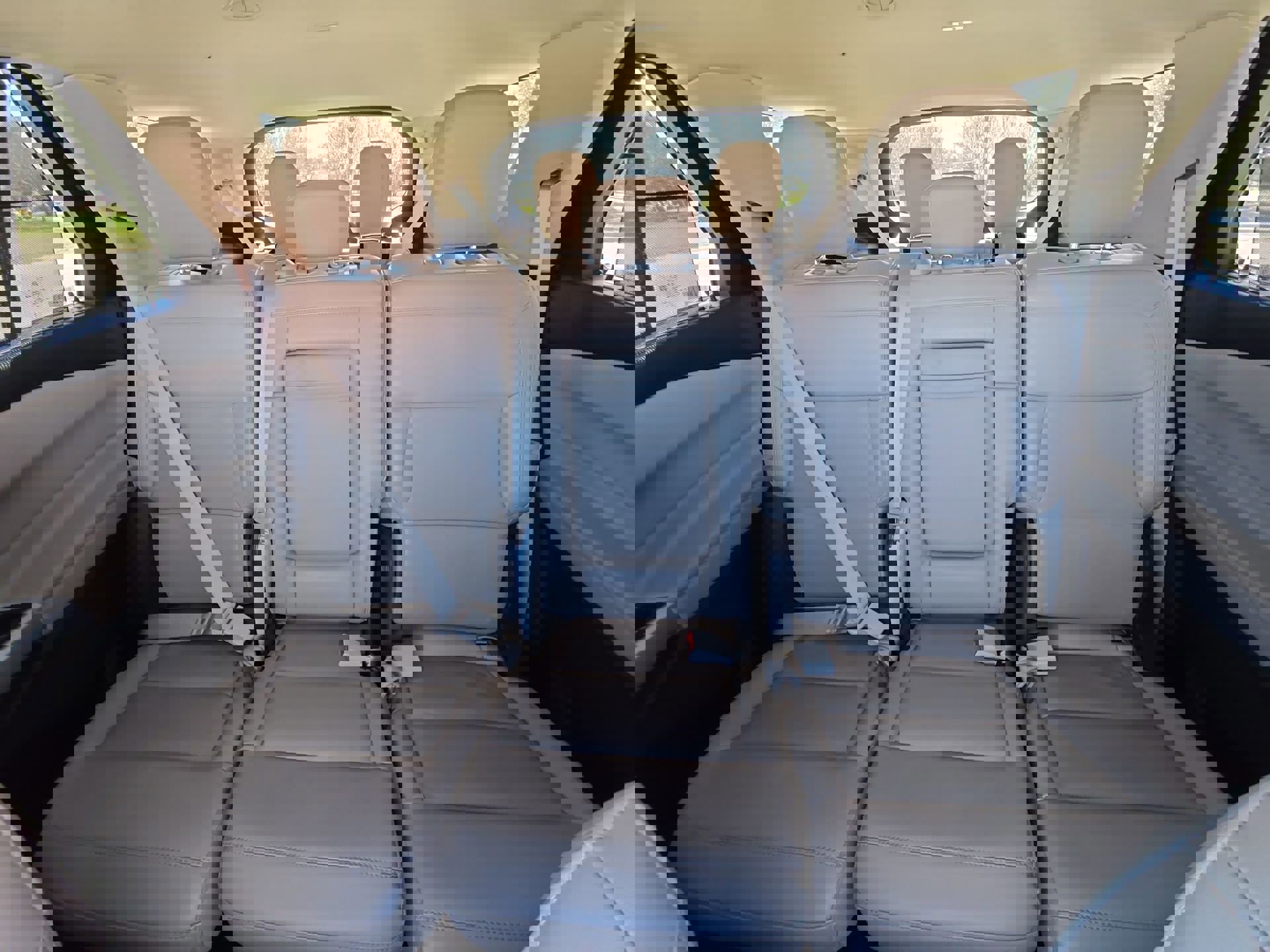 Certified 2024 Ford Explorer Limited image 21