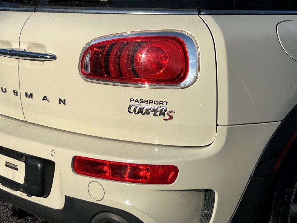 Used 2017 MINI Cooper Clubman S image 6