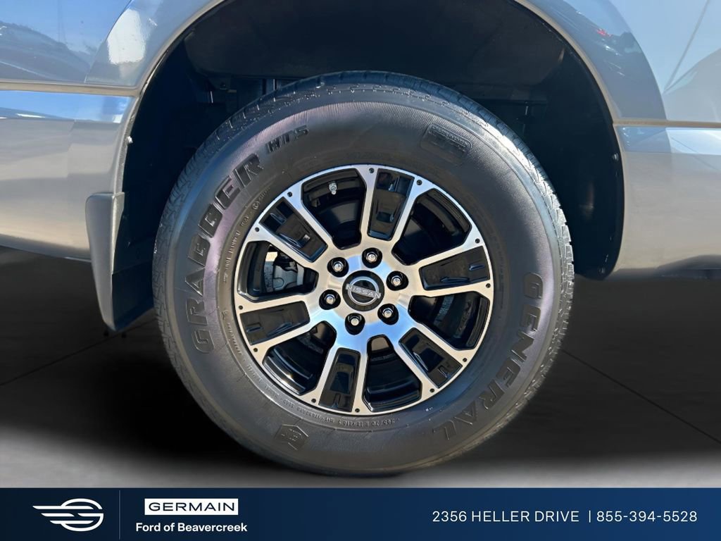 Used 2023 Nissan Titan SV w/ SV Convenience Package image 21