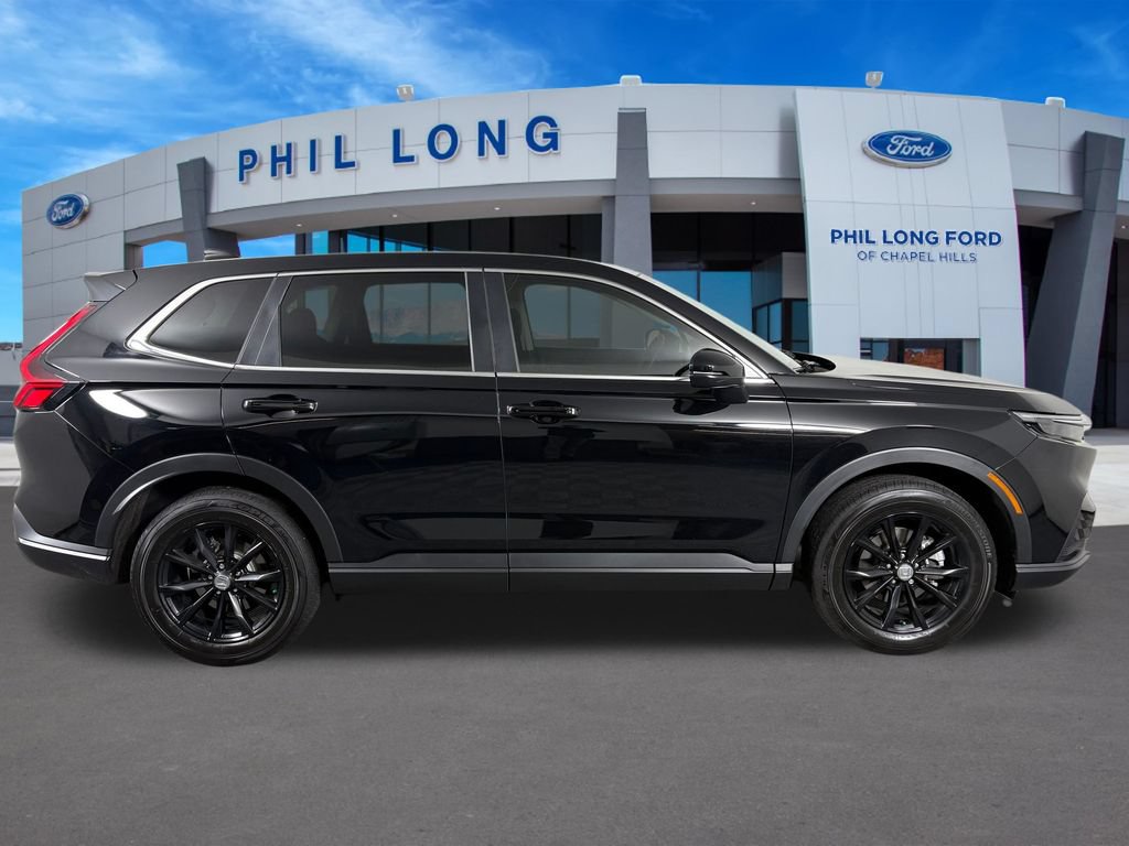 Used 2025 Honda CR-V EX image 6