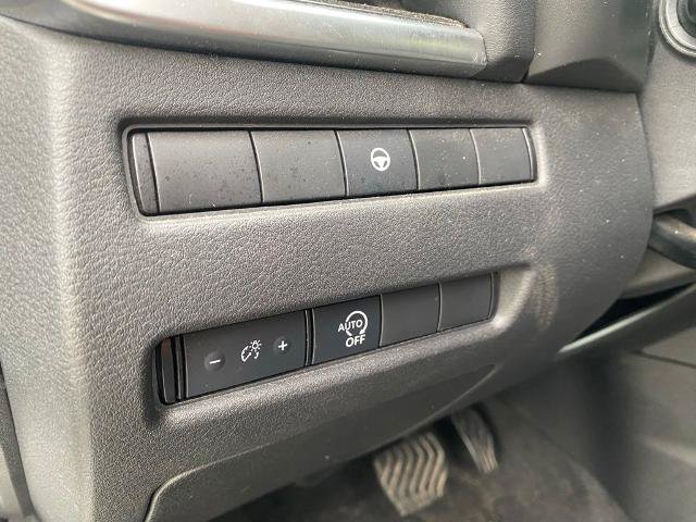 Used 2023 Nissan Rogue SV AWD/4WD image 17