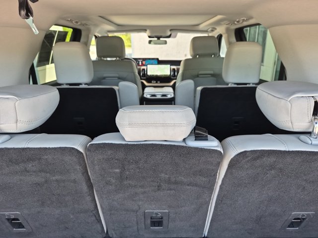 Certified 2025 Ford Expedition Platinum AWD/4WD image 33