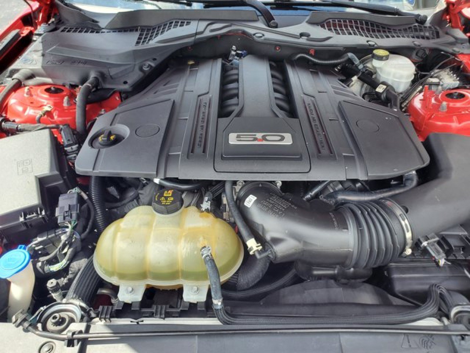 Certified 2021 Ford Mustang GT Premium w/ Carbon Sport Interior Package RWD image 28
