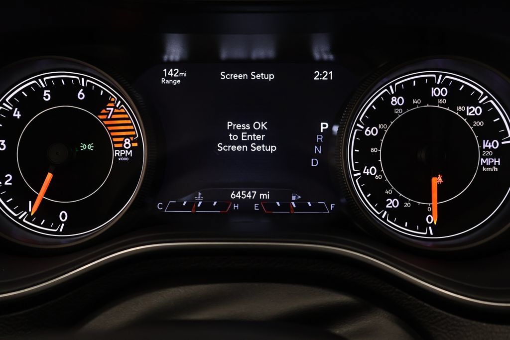 Used 2019 Jeep Cherokee Trailhawk w/ Cold Weather Group AWD/4WD image 22