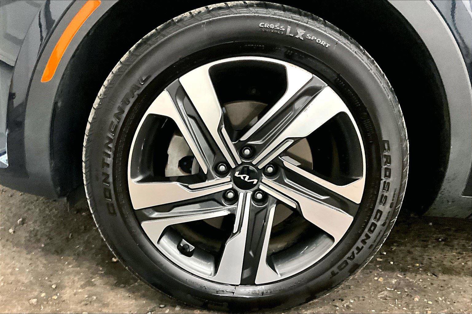 Used 2022 Kia Sorento SX image 10