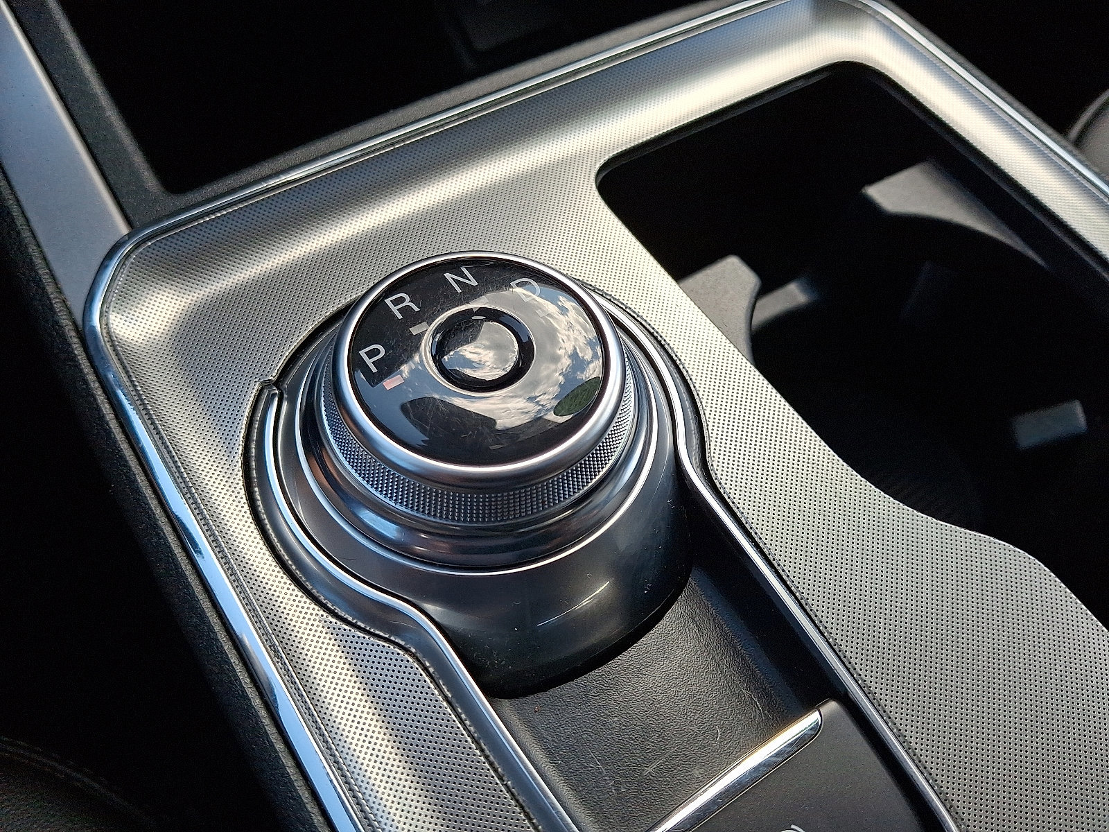 Certified 2022 Ford Edge SEL w/ Convenience Package image 15