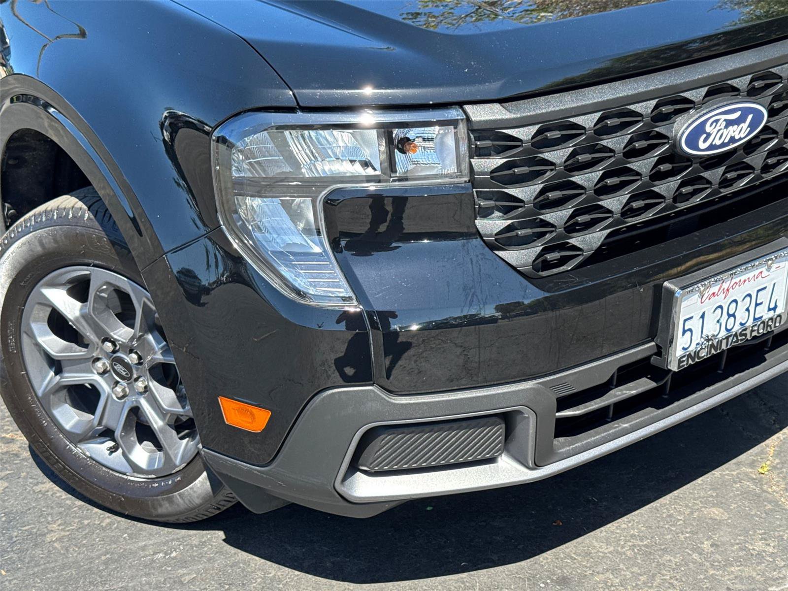Certified 2025 Ford Maverick XLT w/ XLT Luxury Package FWD image 3