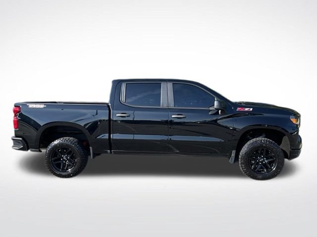 Used 2022 Chevrolet Silverado 1500 Custom Trail Boss w/ LPO, Dark Essentials Package AWD/4WD image 12
