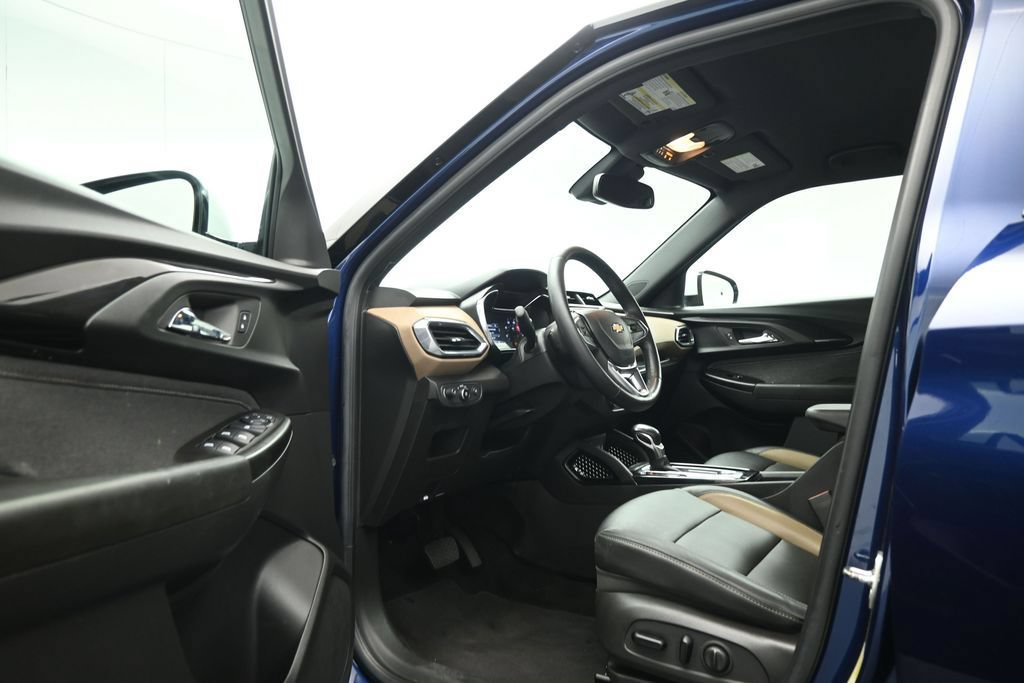 Used 2022 Chevrolet TrailBlazer ACTIV w/ Convenience Package FWD image 7