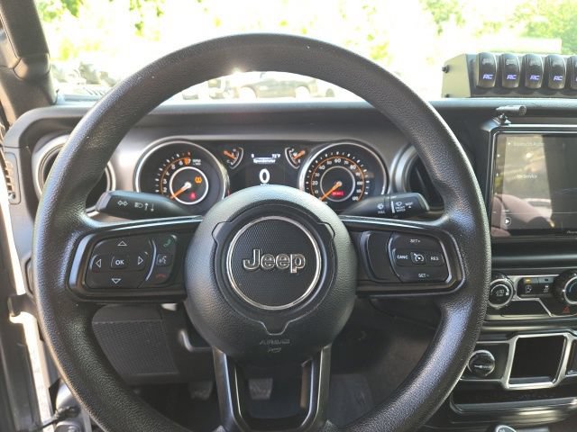 Used 2019 Jeep Wrangler Sport AWD/4WD image 32