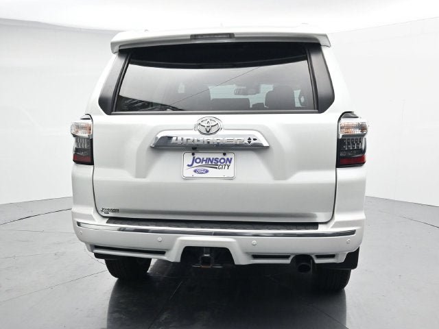 Used 2024 Toyota 4Runner Limited AWD/4WD image 7