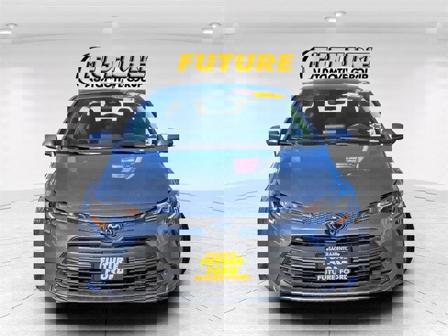 Used 2024 Toyota Corolla LE image 2