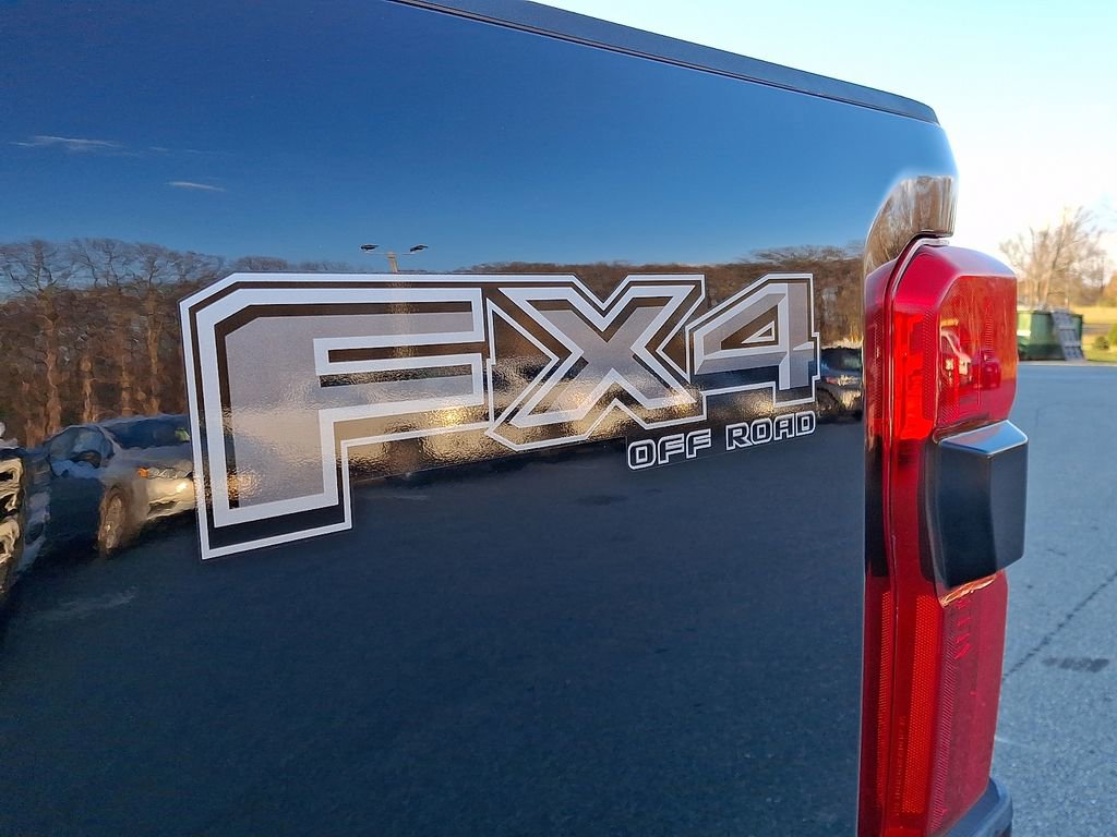 Certified 2024 Ford F250 Lariat w/ Lariat Ultimate Package image 33
