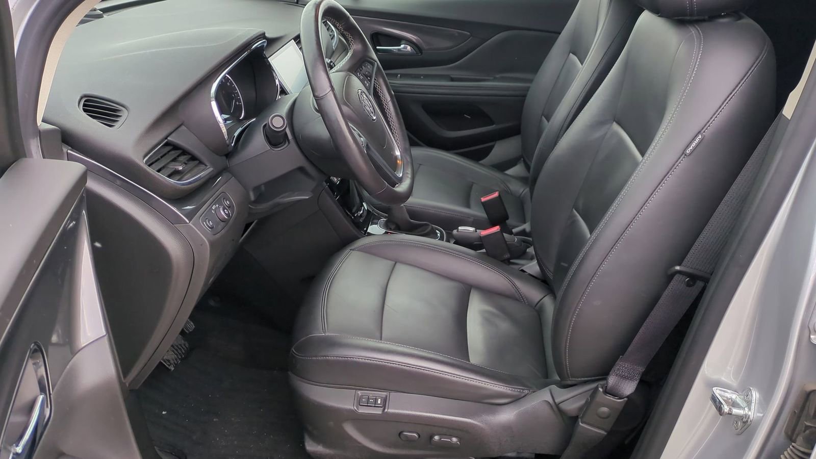 Used 2017 Buick Encore Essence image 15