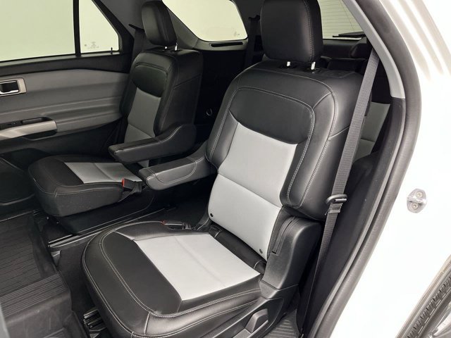 Certified 2023 Ford Explorer XLT w/ Equipment Group 202A AWD/4WD image 12