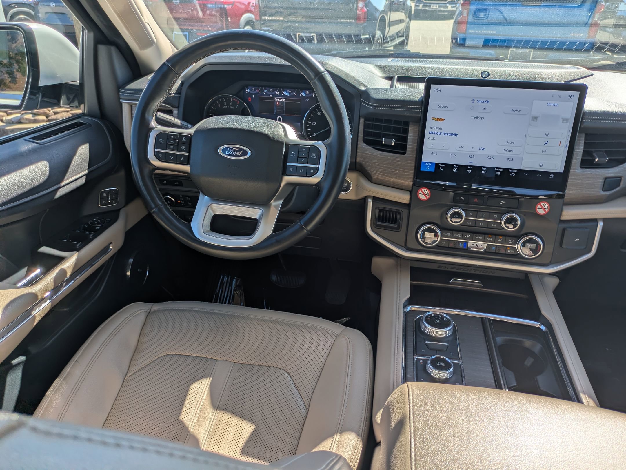 Certified 2024 Ford Expedition Limited image 30