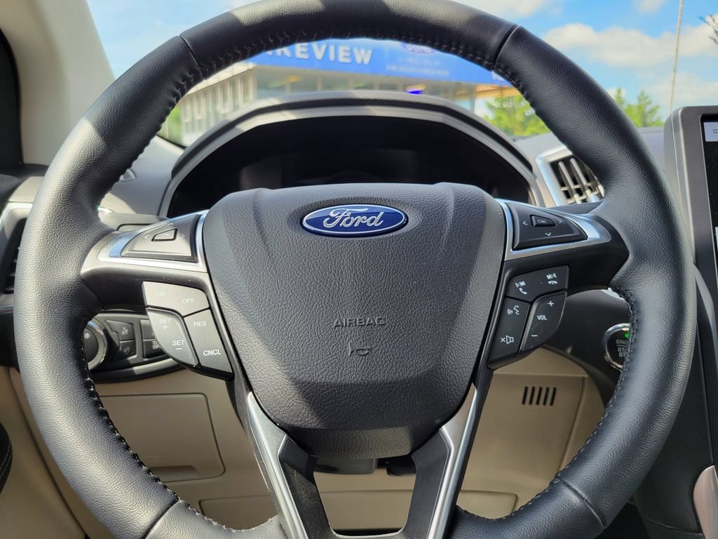 Certified 2023 Ford Edge Titanium w/ Class II Trailer Tow Package AWD/4WD image 10