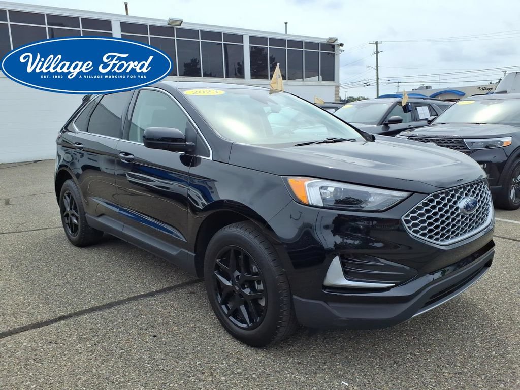 Certified 2023 Ford Edge SEL AWD/4WD image 4