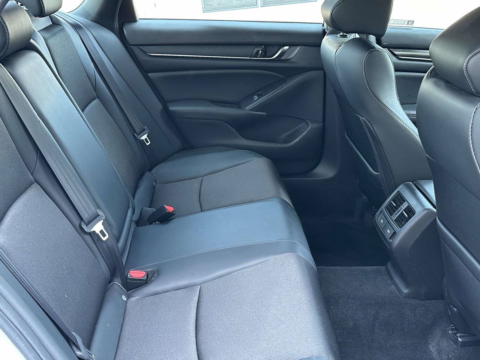 Used 2021 Honda Accord Sport image 10