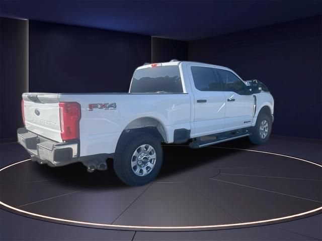 Certified 2024 Ford F250 XLT w/ FX4 Off-Road Package AWD/4WD image 5