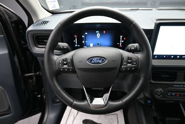 Certified 2025 Ford Maverick Lariat w/ Black Appearance Package AWD/4WD image 15