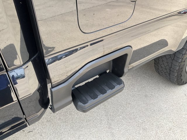 Certified 2024 Ford F350 Platinum w/ FX4 Off-Road Package AWD/4WD image 14