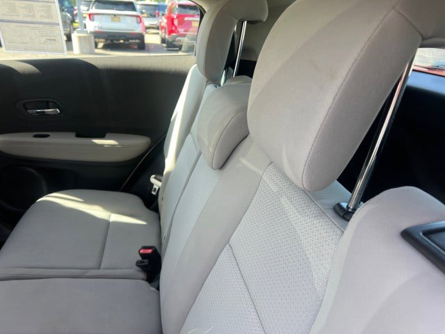 Used 2019 Honda HR-V LX image 24