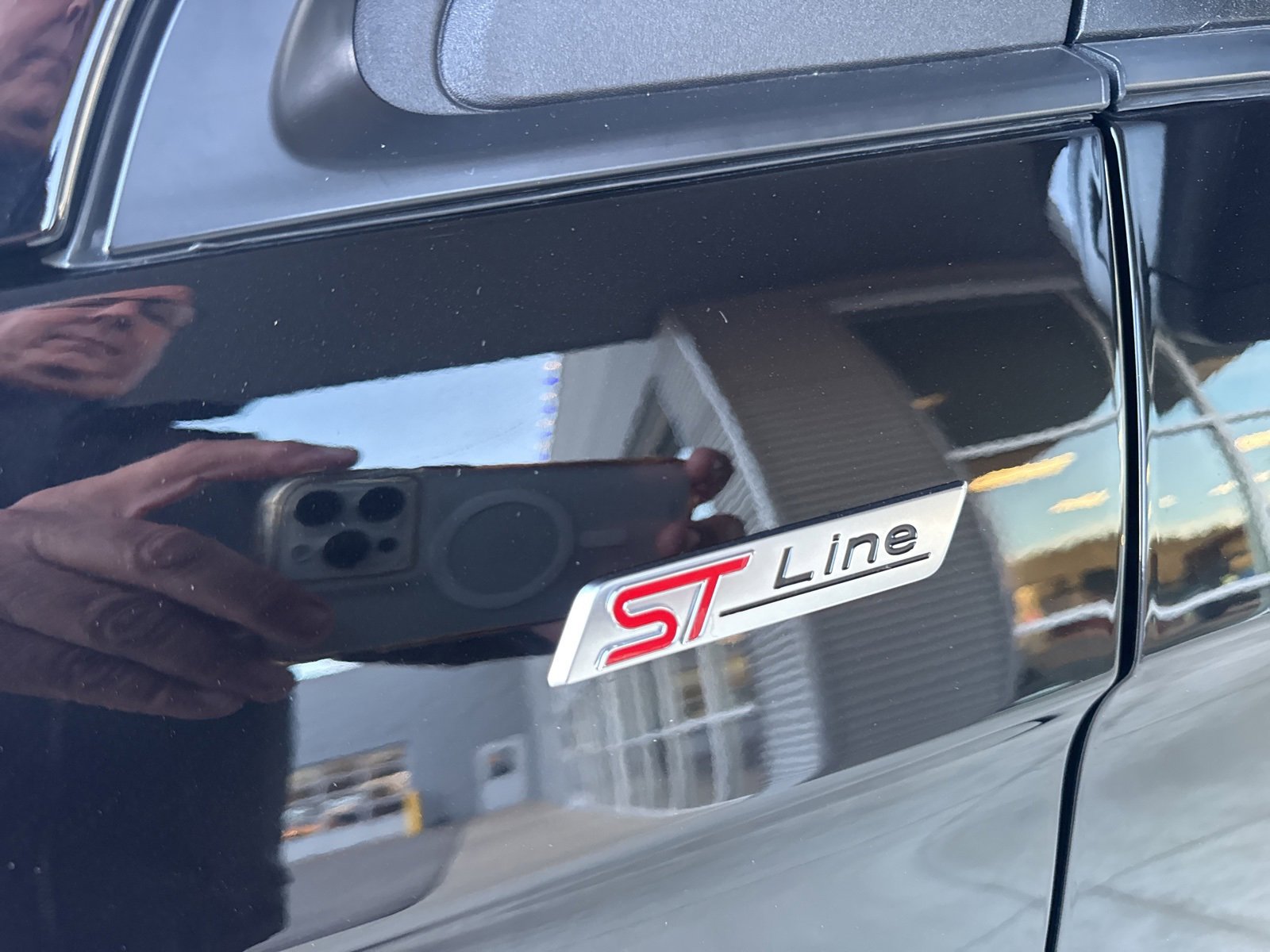 Certified 2024 Ford Edge ST-Line image 14