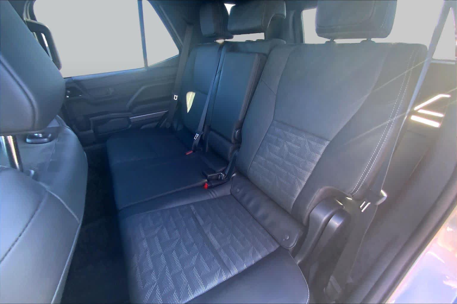Used 2025 Toyota 4Runner TRD Off-Road Premium w/ Tow Technology Package AWD/4WD image 21