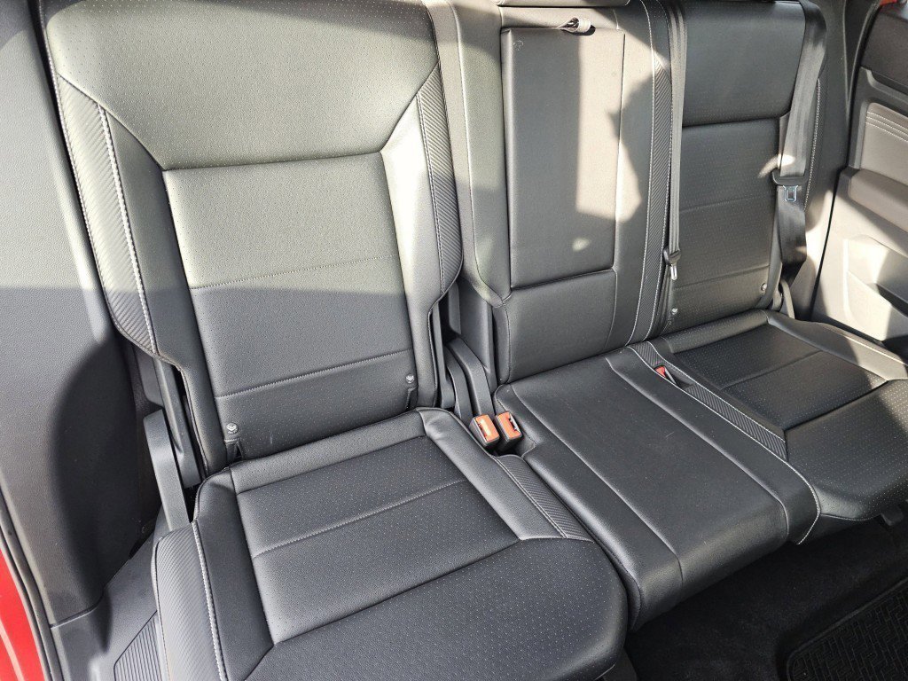 Used 2022 Volkswagen Atlas Cross Sport SEL R-Line image 27