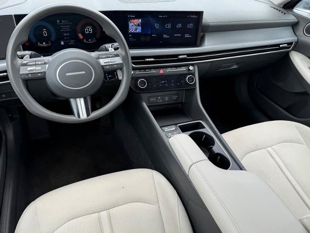 Used 2024 Hyundai Sonata SEL FWD image 12
