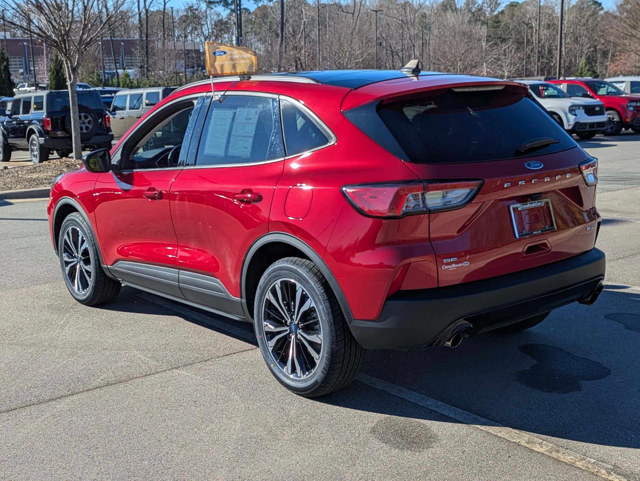 Certified 2022 Ford Escape SE w/ SE Sport Appearance Package image 6