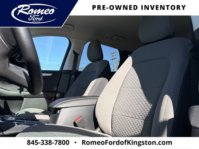 Certified 2022 Ford Escape SE w/ SE Sport Appearance Package AWD/4WD image 25