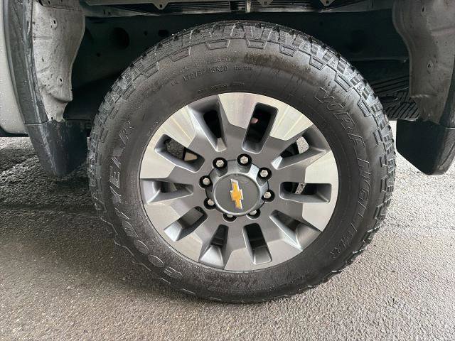 Used 2024 Chevrolet Silverado 2500 Custom w/ Custom Value Package image 20