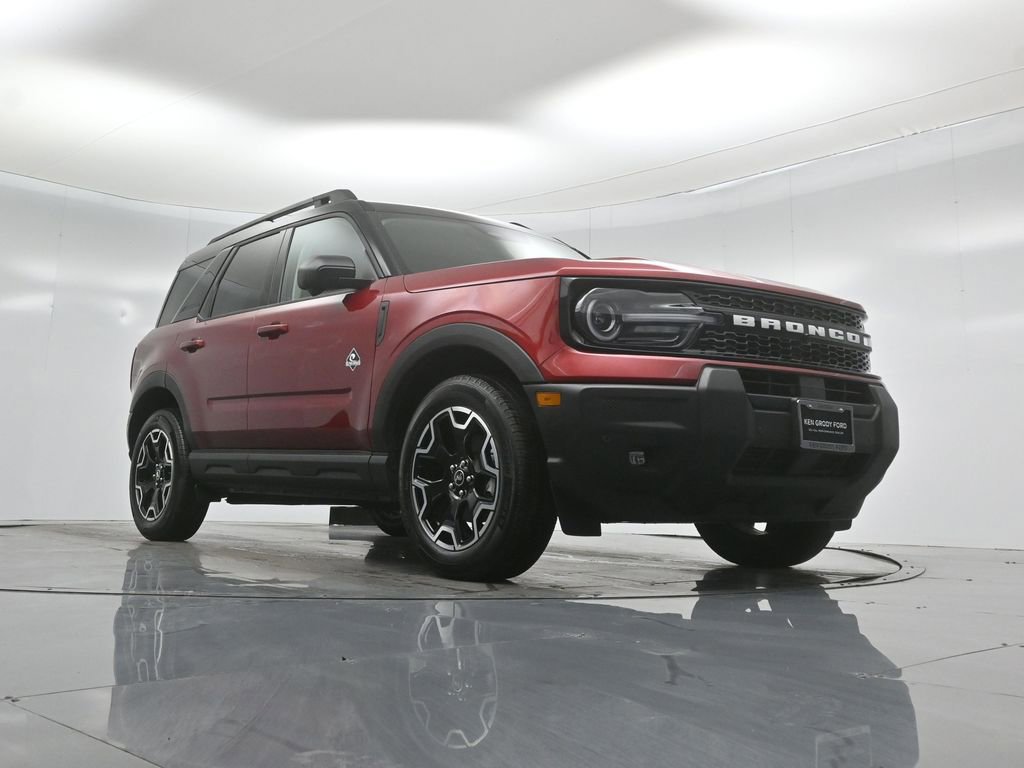 Certified 2025 Ford Bronco Sport Outer Banks w/ Outer Banks Tech Package+ AWD/4WD image 47