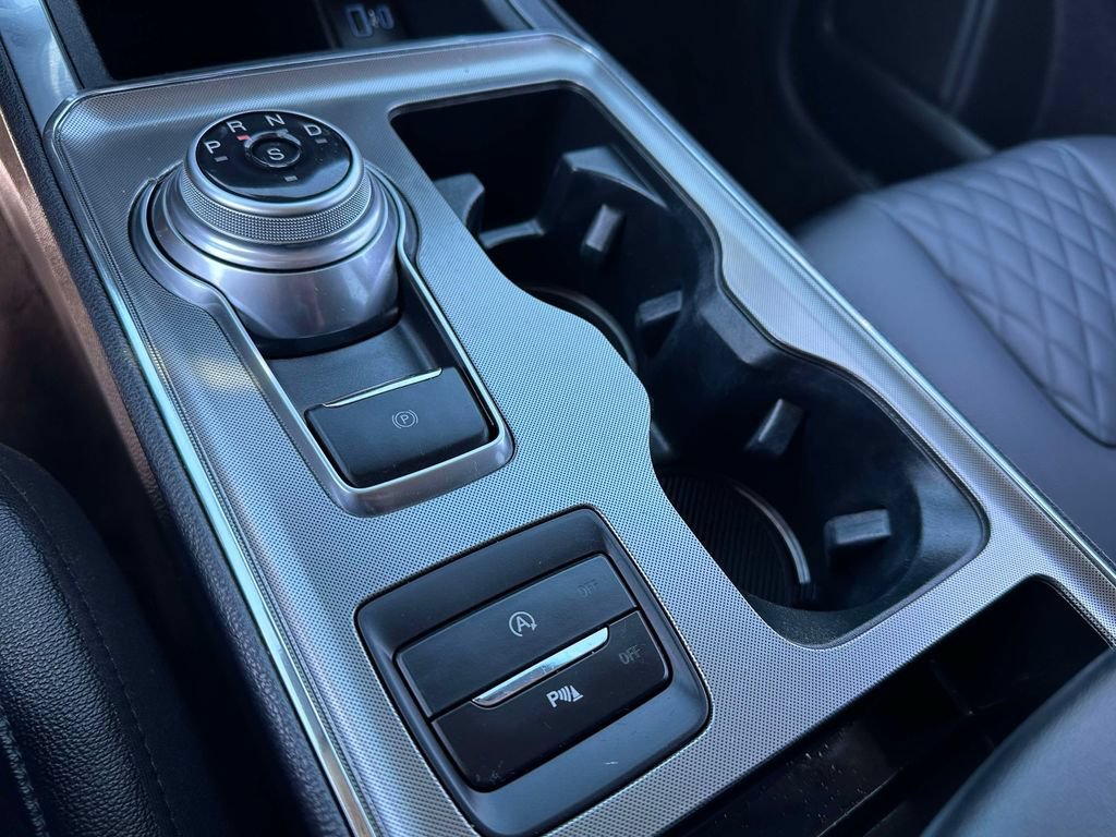 Certified 2023 Ford Edge Titanium AWD/4WD image 21