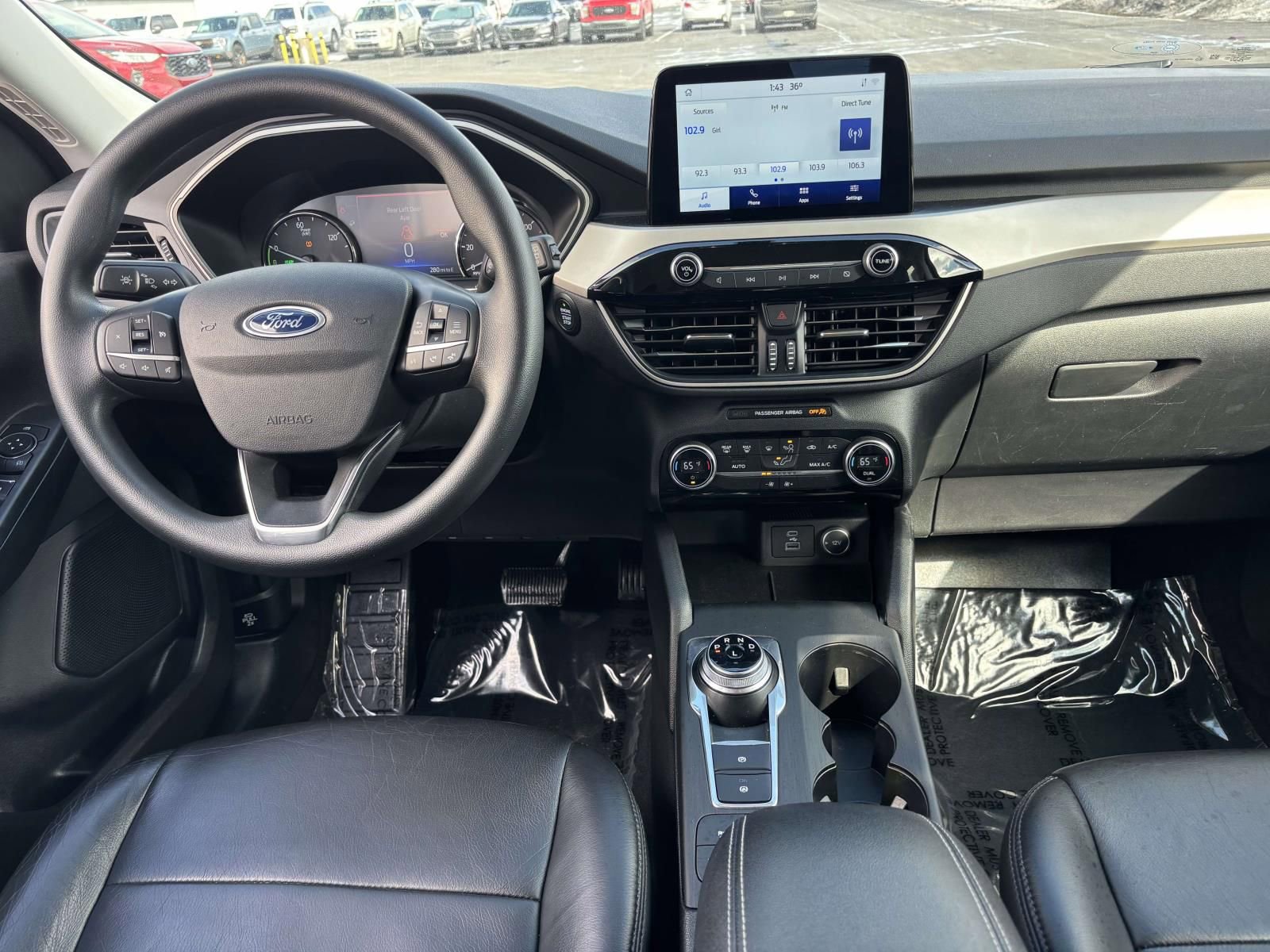 Certified 2021 Ford Escape SE w/ SE Sport Appearance Package image 30