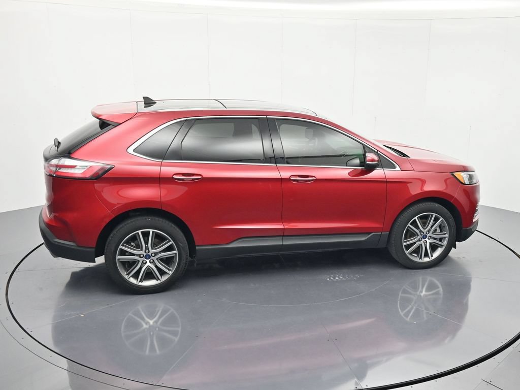 Certified 2022 Ford Edge Titanium AWD/4WD image 32