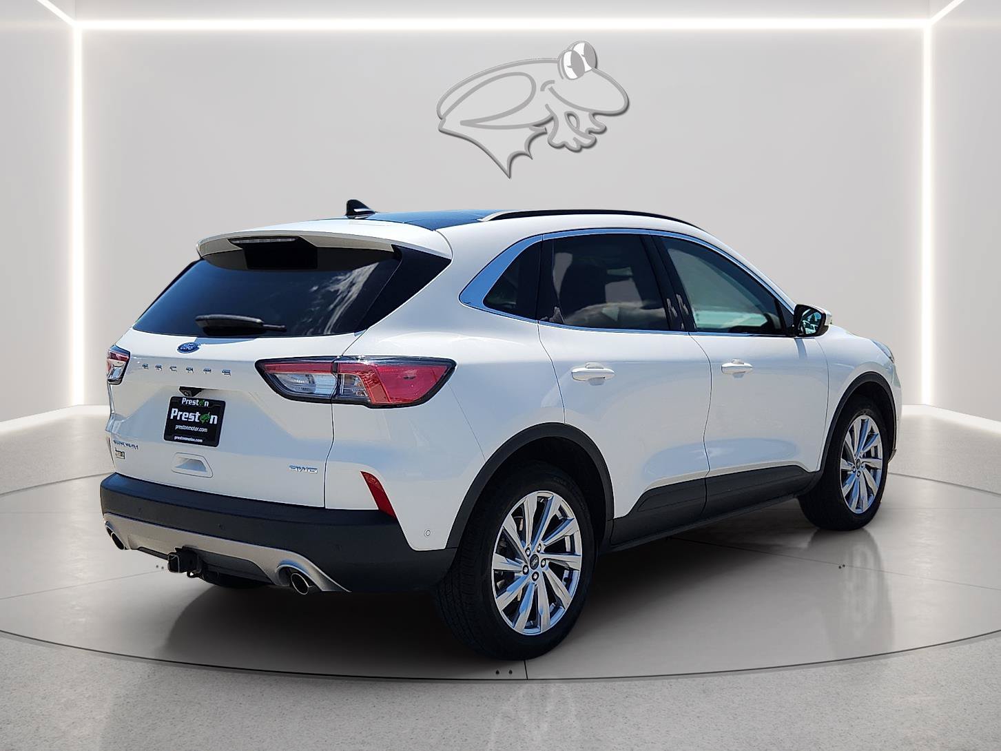 Certified 2022 Ford Escape Titanium w/ Titanium Elite Package AWD/4WD image 5