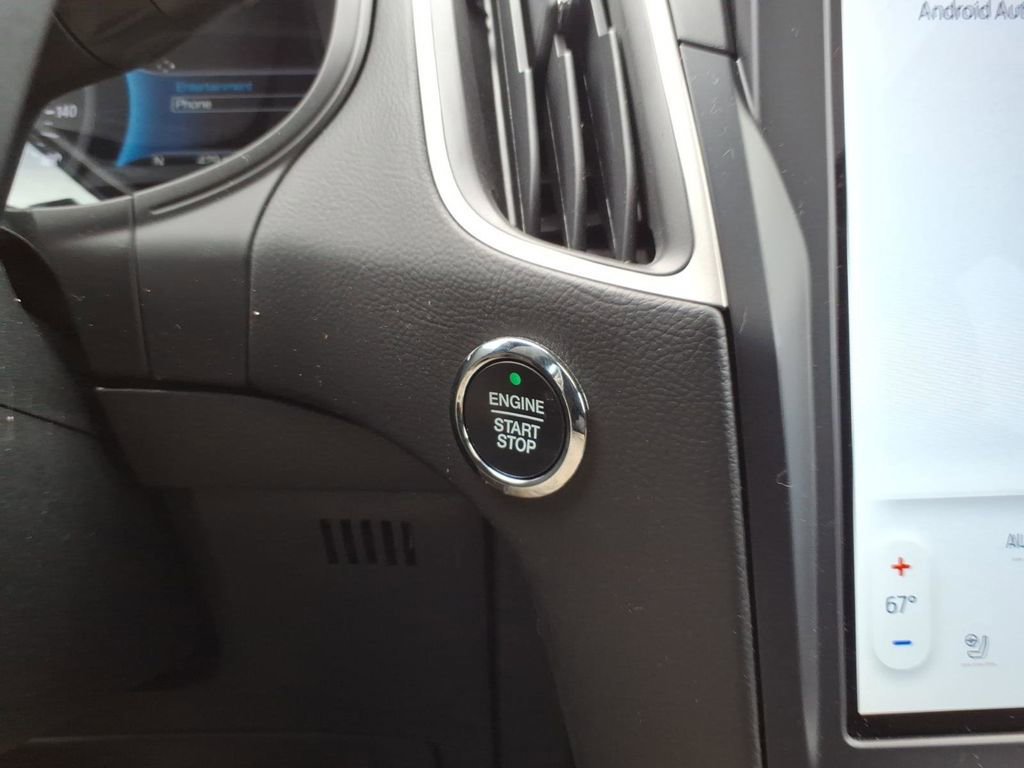 Certified 2023 Ford Edge SEL w/ Convenience Package image 24