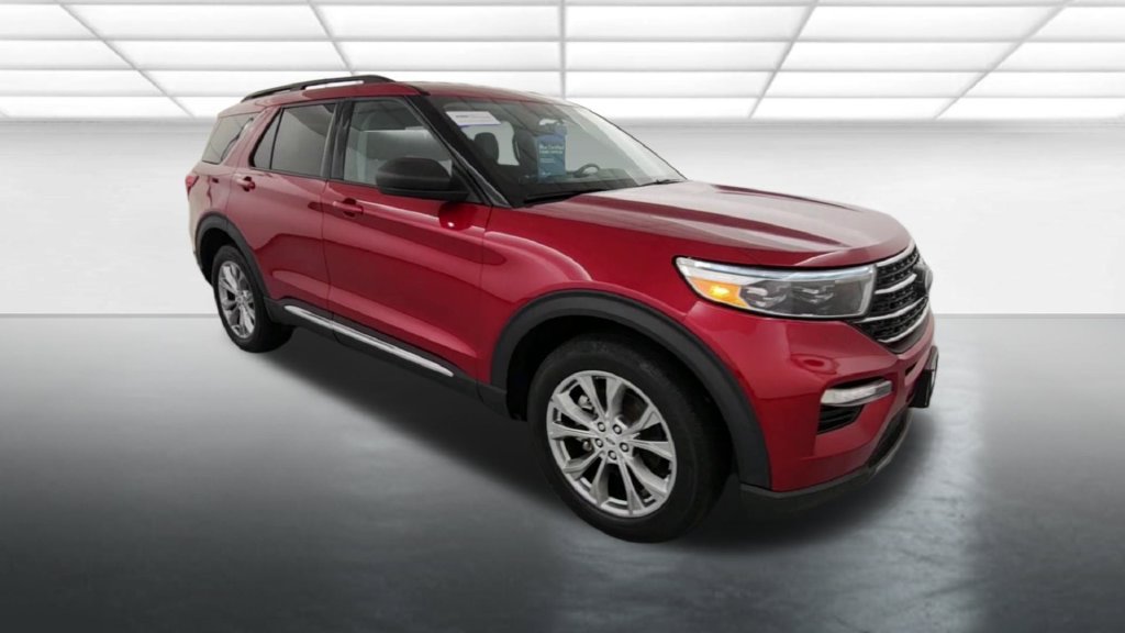 Certified 2022 Ford Explorer XLT w/ Equipment Group 202A AWD/4WD image 10