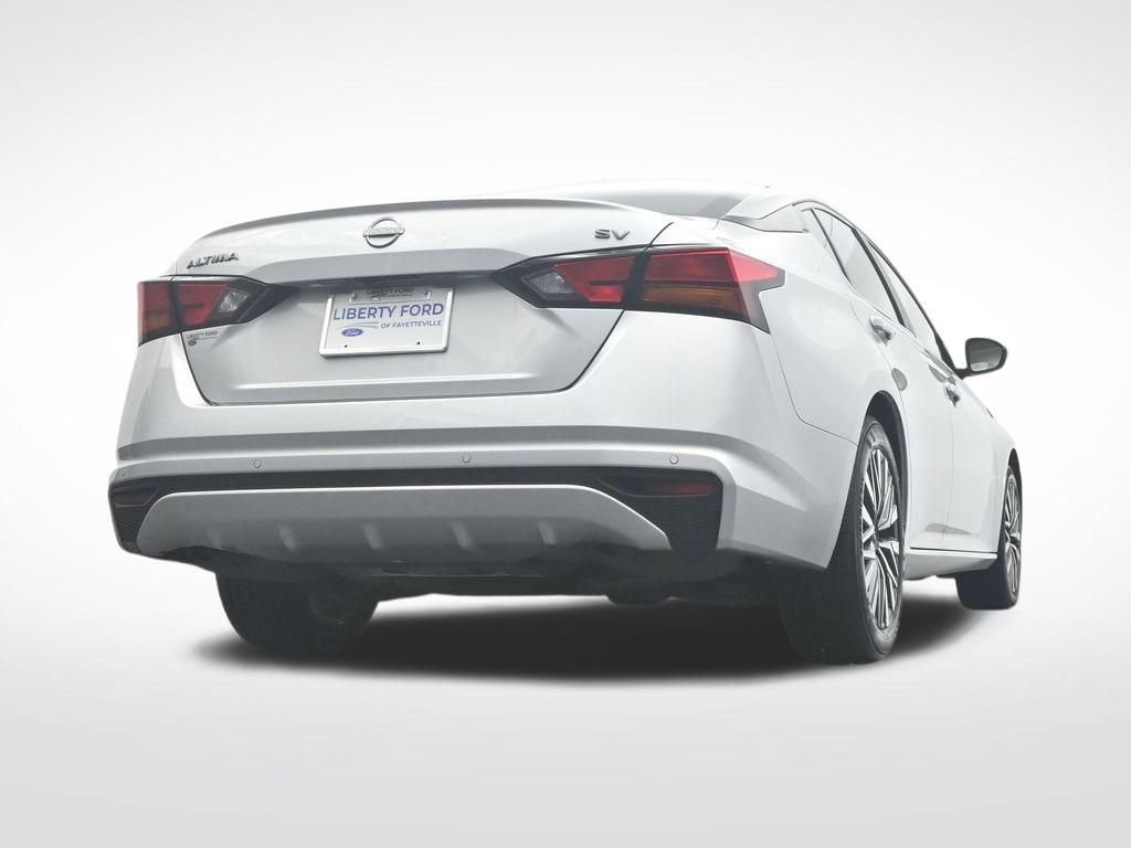 Used 2024 Nissan Altima 2.5 SV FWD image 43