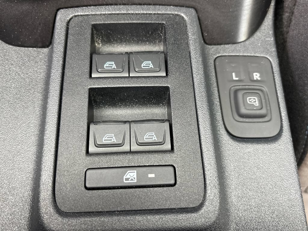 Certified 2022 Ford Bronco Wildtrak AWD/4WD image 33
