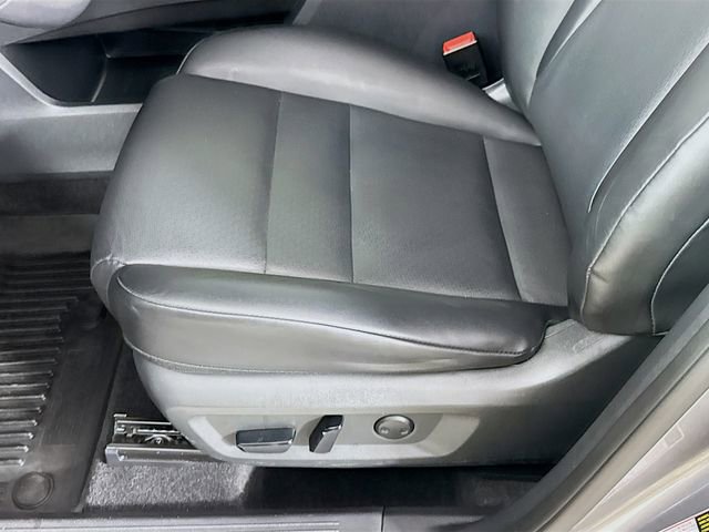 Used 2021 Nissan Rogue SV w/ Premium Package image 23