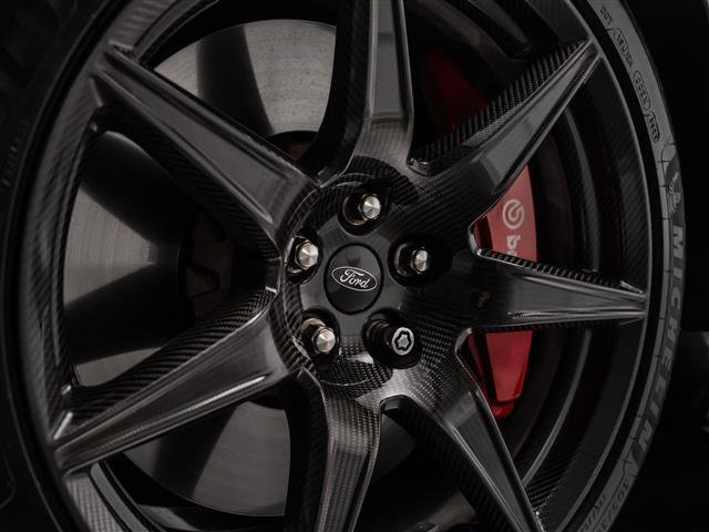 Certified 2021 Ford Mustang Shelby GT500 w/ Carbon Fiber Track Pack image 19