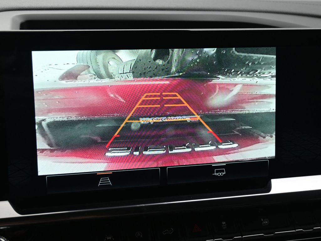 Used 2022 GMC Sierra 1500 Elevation image 42