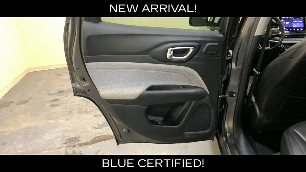 Used 2022 Jeep Compass Latitude w/ Sun and Sound Group AWD/4WD image 22