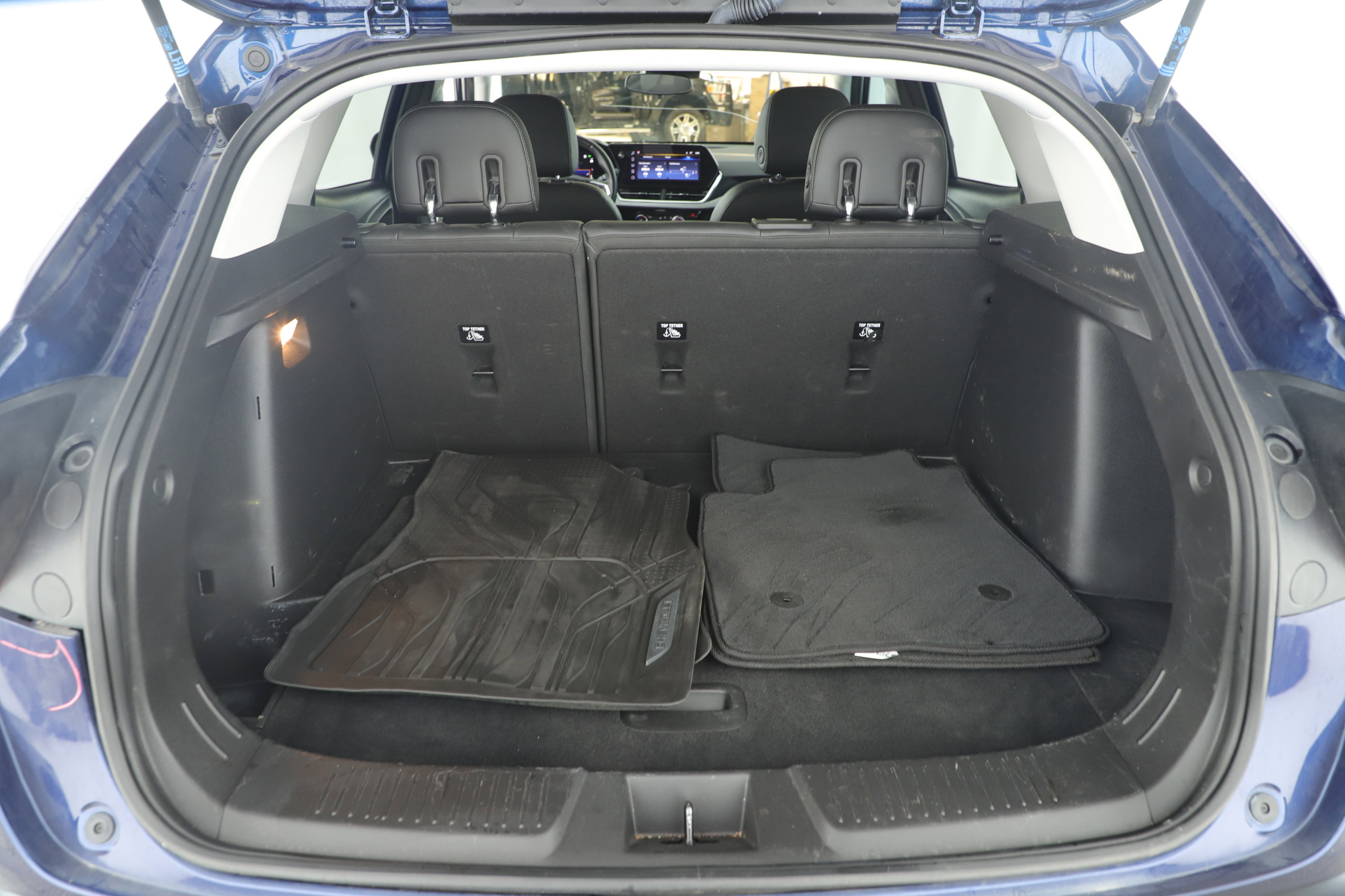 Used 2024 Chevrolet Trax LT w/ Driver Confidence Package image 5